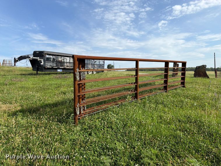 image for item FK3115 (5) livestock panels