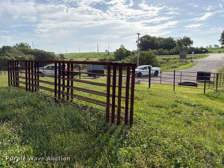 image for item FK3115 (5) livestock panels