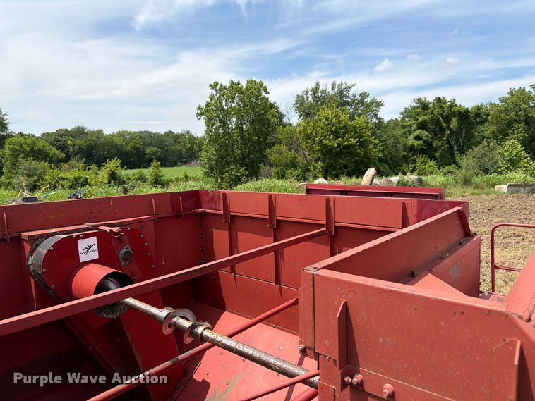 image for item FK3136 International Harvester 1480 Axial-Flow combine