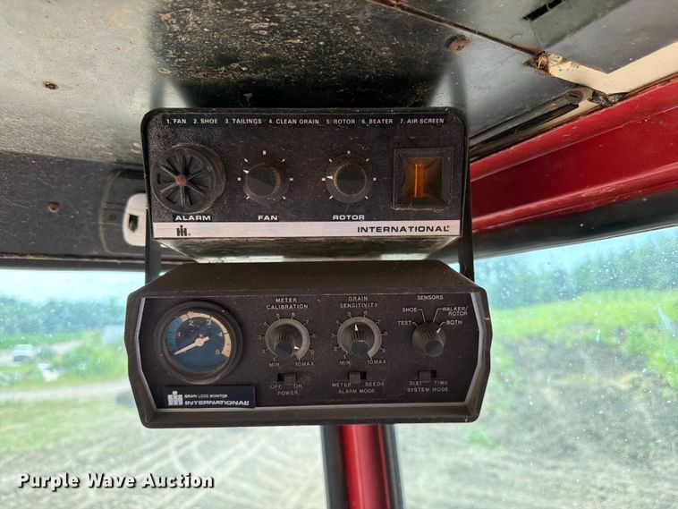 image for item FK3136 International Harvester 1480 Axial-Flow combine