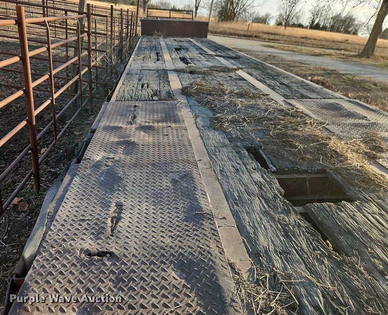 image for item FN5570 1977 Fontaine HDFT-1-7045 drop deck trailer