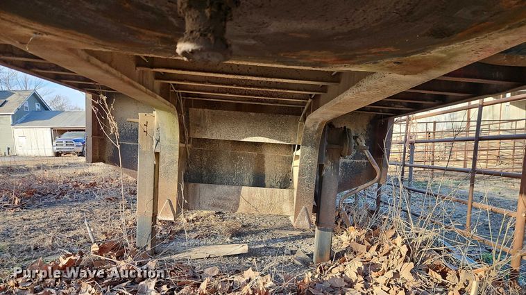 image for item FN5570 1977 Fontaine HDFT-1-7045 drop deck trailer