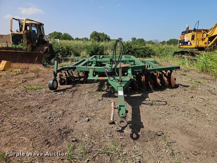 image for item FN5730 John Deere 14H off-set disk