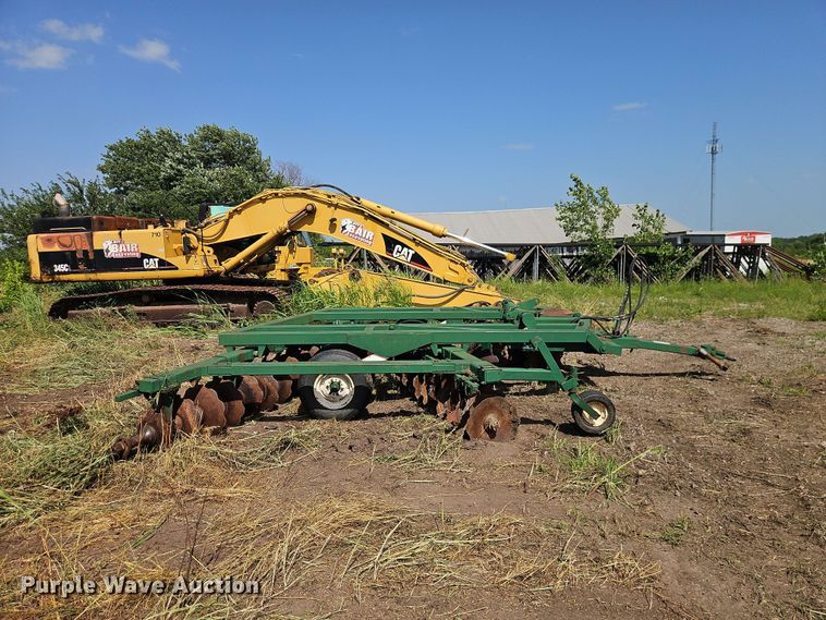 image for item FN5730 John Deere 14H off-set disk