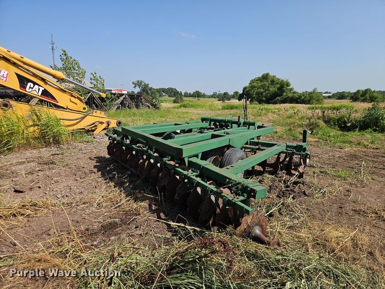 image for item FN5730 John Deere 14H off-set disk