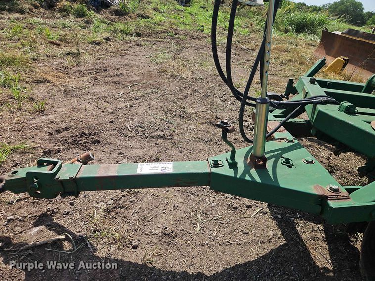 image for item FN5730 John Deere 14H off-set disk