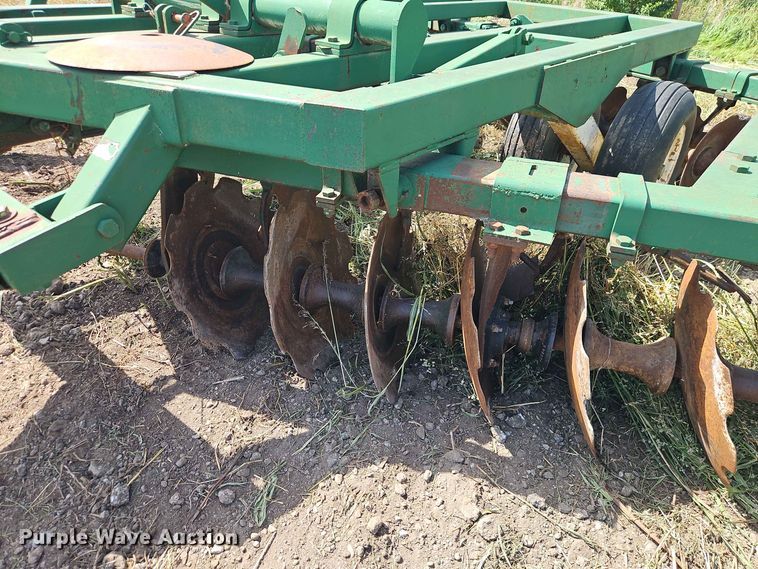 image for item FN5730 John Deere 14H off-set disk