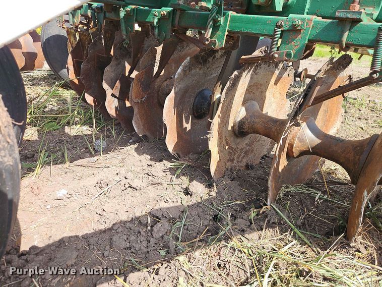 image for item FN5730 John Deere 14H off-set disk