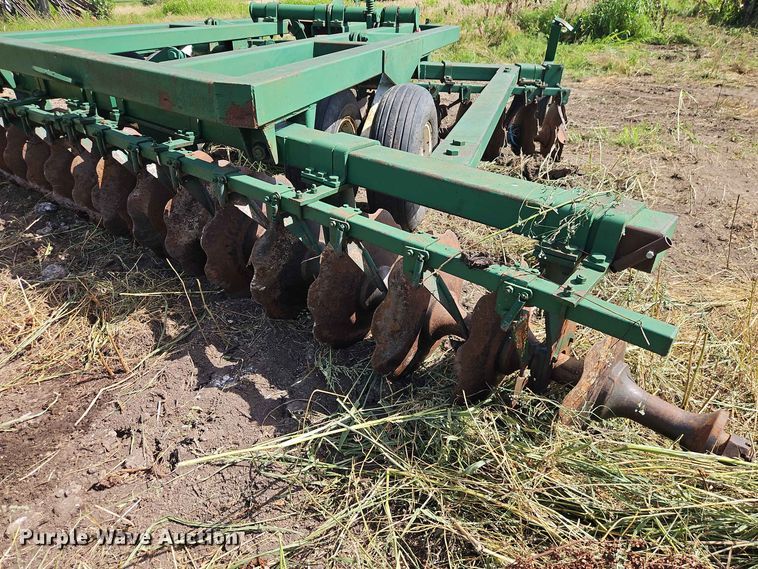 image for item FN5730 John Deere 14H off-set disk