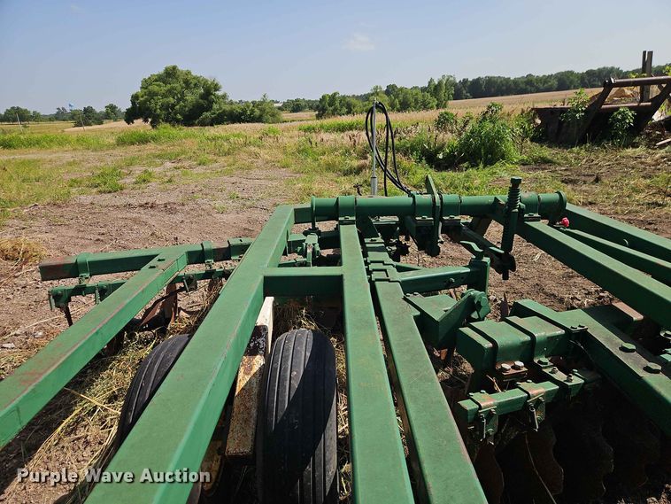 image for item FN5730 John Deere 14H off-set disk