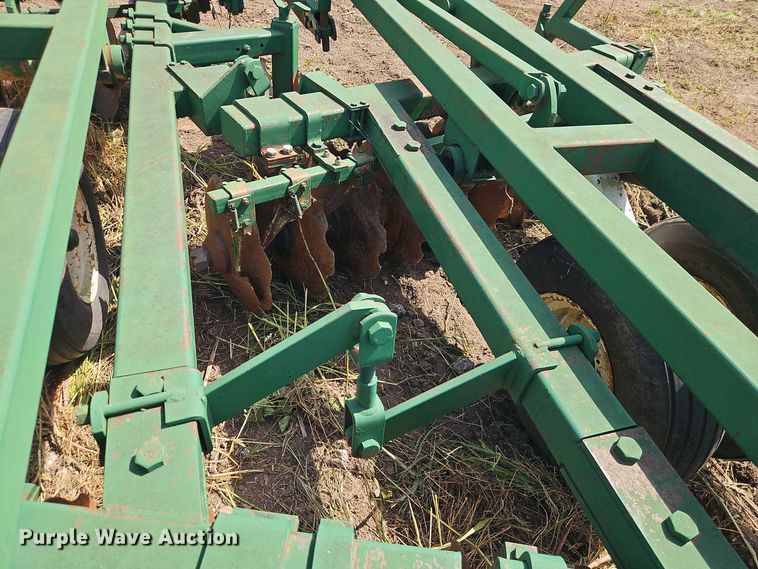 image for item FN5730 John Deere 14H off-set disk