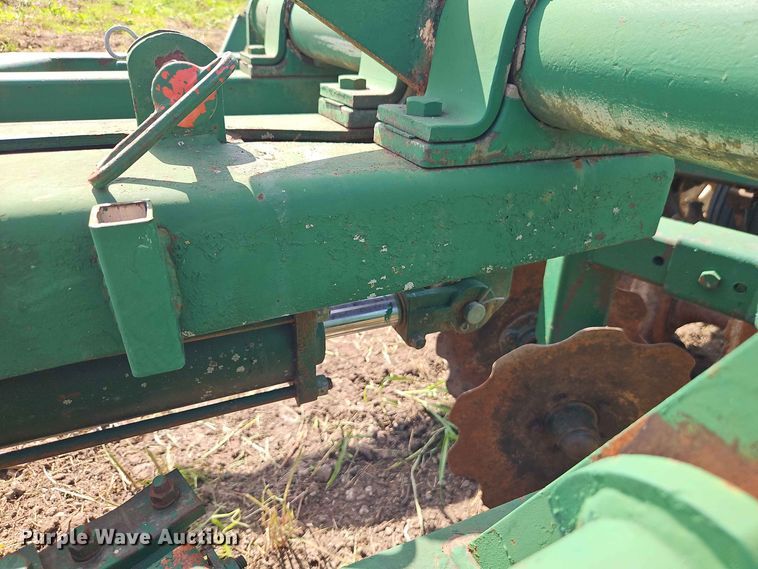 image for item FN5730 John Deere 14H off-set disk