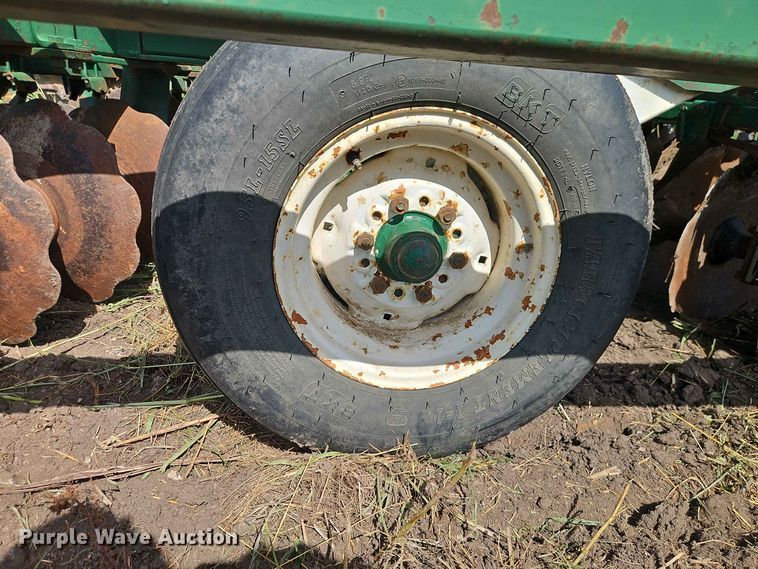 image for item FN5730 John Deere 14H off-set disk