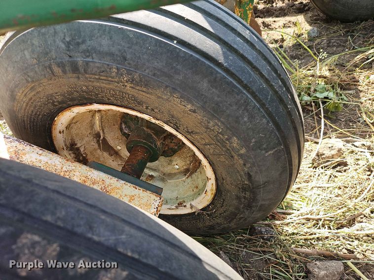 image for item FN5730 John Deere 14H off-set disk
