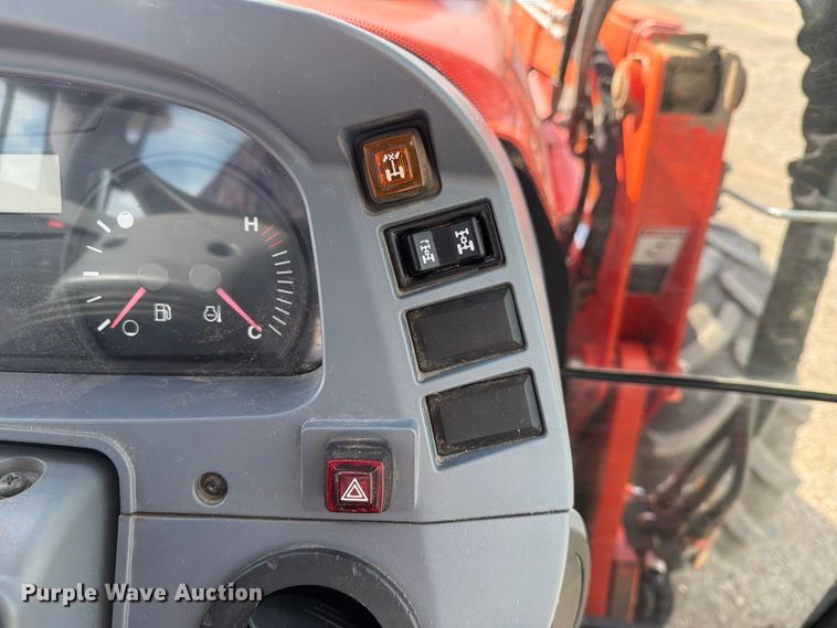 image for item NA9509 2013 Kubota M135GX MFWD tractor