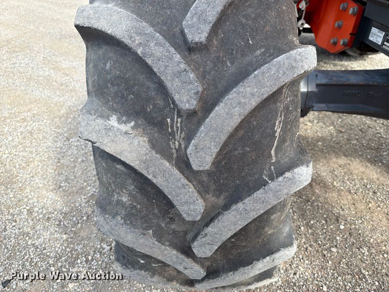 image for item NA9509 2013 Kubota M135GX MFWD tractor