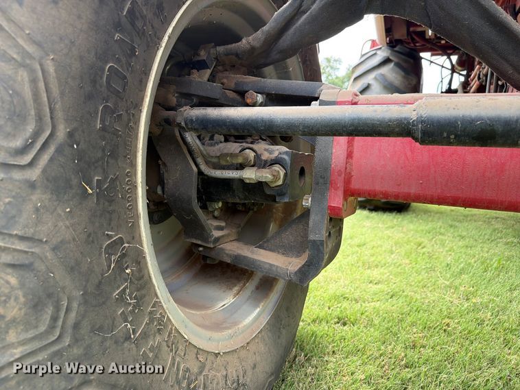 image for item NJ9073 1982 International 1460 combine
