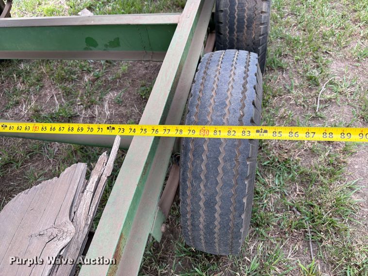 image for item NJ9073 1982 International 1460 combine