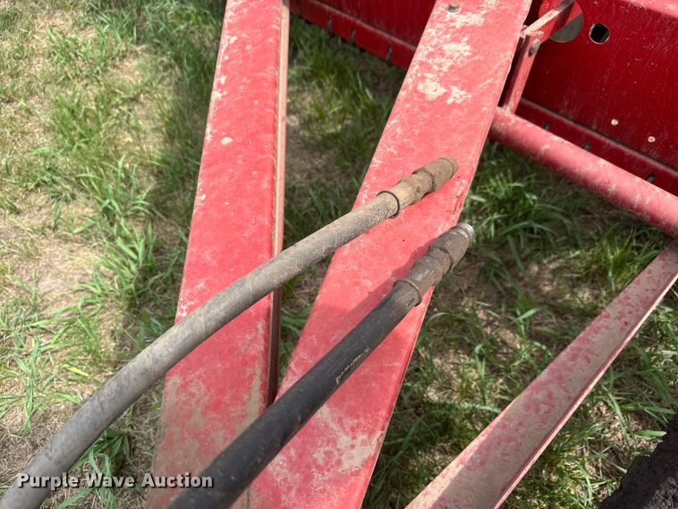 image for item NJ9074 International 5100 Drill grain drill