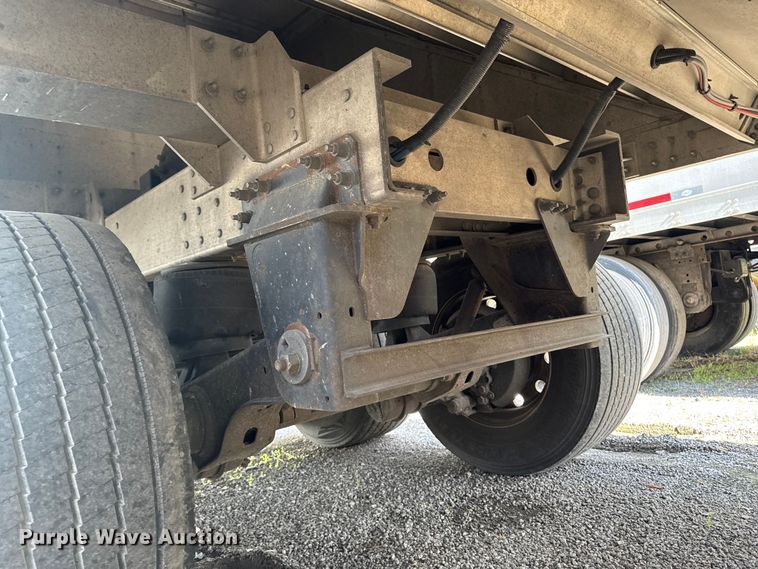 image for item YA3733 2023 Wilson DWH-700 grain trailer