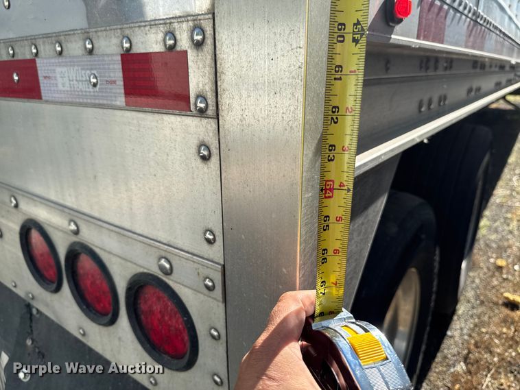 image for item YA3733 2023 Wilson DWH-700 grain trailer