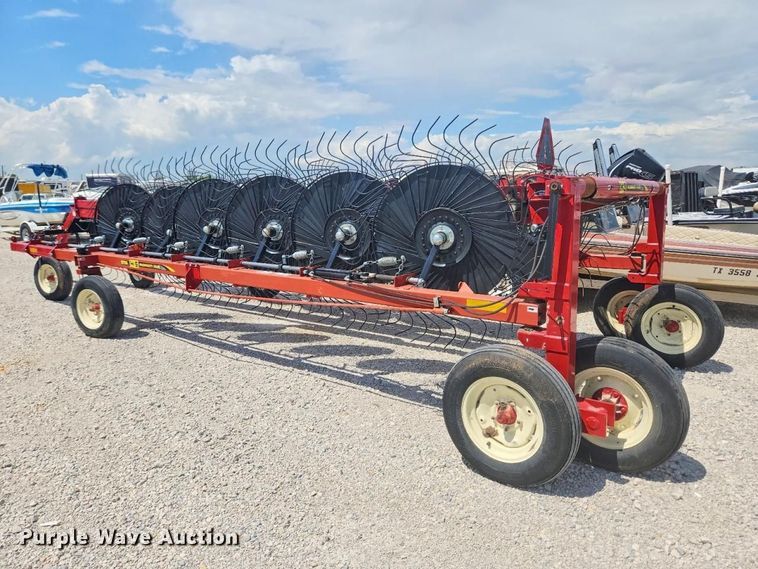 image for item YA3818 2021 HDWX-H&S HC5114 hay rake