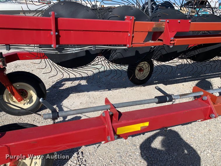 image for item YA3818 2021 HDWX-H&S HC5114 hay rake