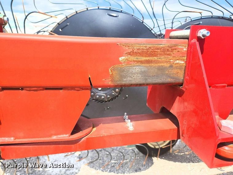 image for item YA3818 2021 HDWX-H&S HC5114 hay rake