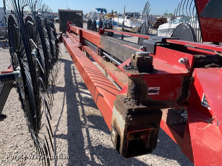image for item YA3818 2021 HDWX-H&S HC5114 hay rake
