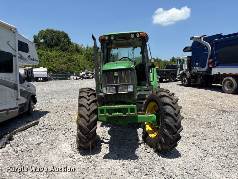 image for item YA3873 2004 John Deere 7320 MFWD tractor