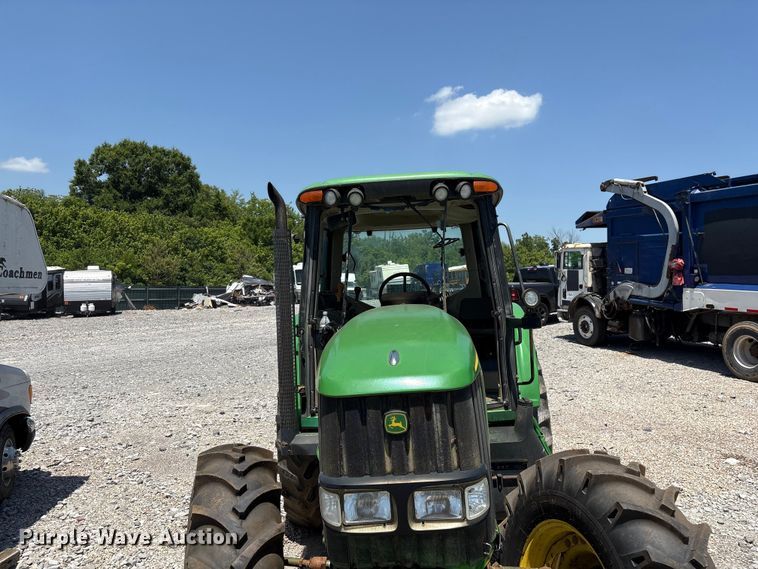 image for item YA3873 2004 John Deere 7320 MFWD tractor