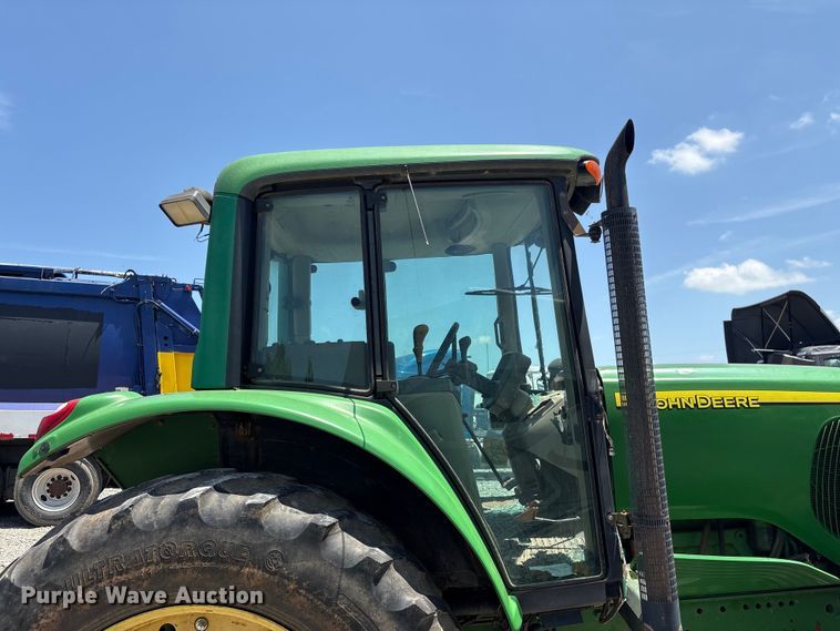 image for item YA3873 2004 John Deere 7320 MFWD tractor