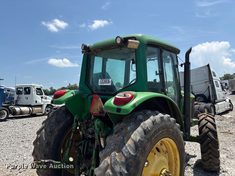 image for item YA3873 2004 John Deere 7320 MFWD tractor