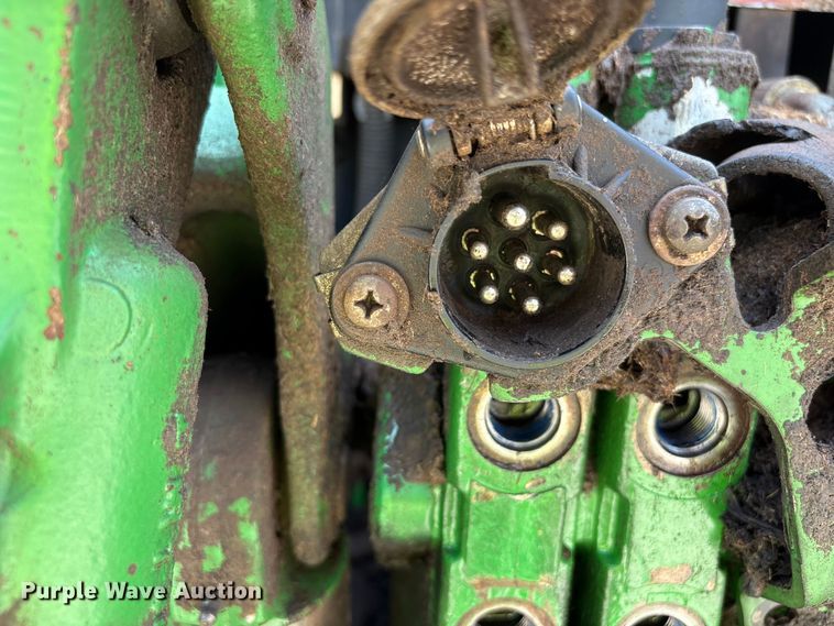 image for item YA3873 2004 John Deere 7320 MFWD tractor