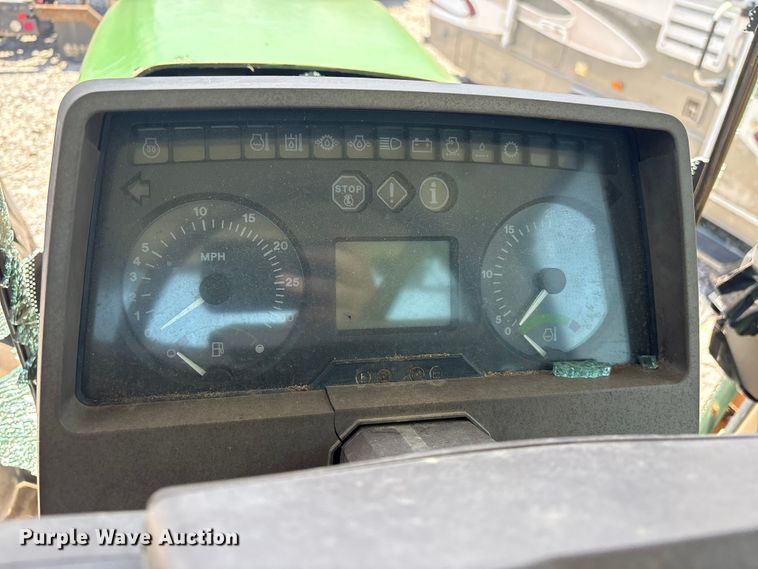 image for item YA3873 2004 John Deere 7320 MFWD tractor