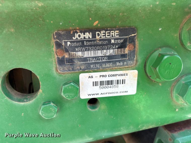 image for item YA3873 2004 John Deere 7320 MFWD tractor
