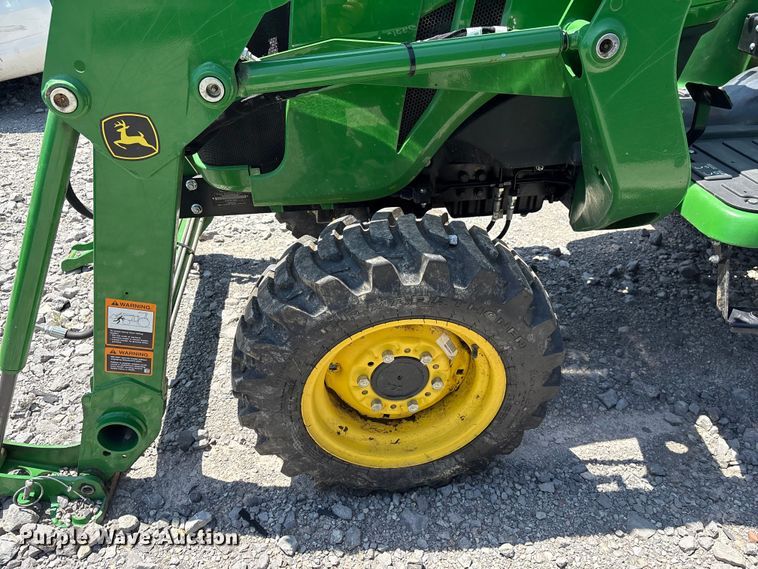 image for item YA3874 2023 John Deere 3025E MFWD tractor