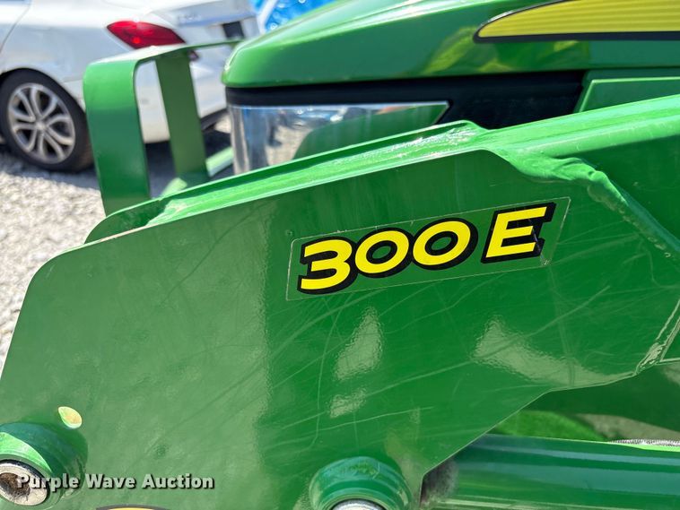 image for item YA3874 2023 John Deere 3025E MFWD tractor