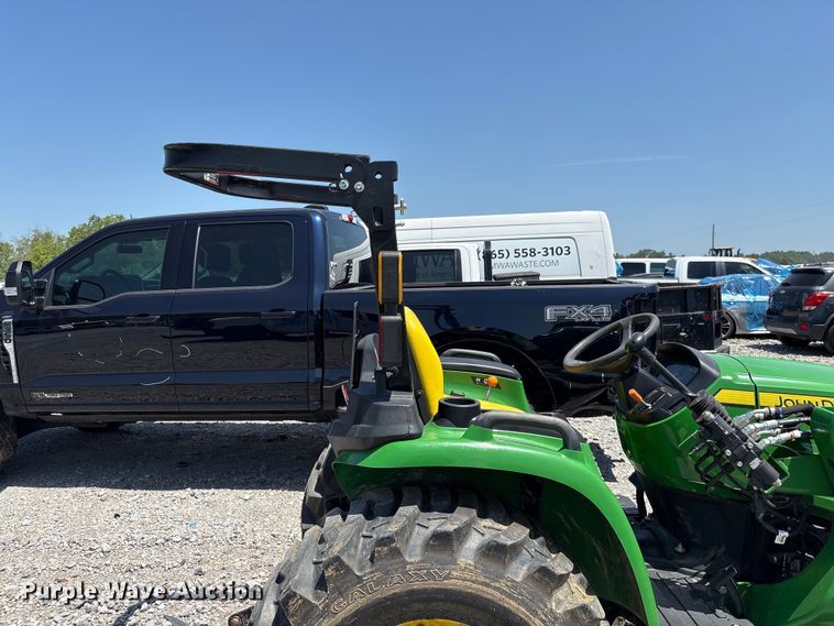 image for item YA3874 2023 John Deere 3025E MFWD tractor