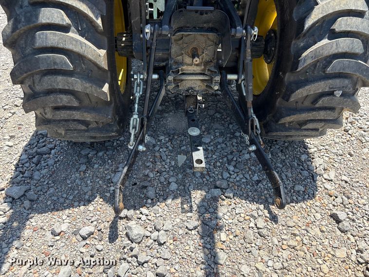 image for item YA3874 2023 John Deere 3025E MFWD tractor