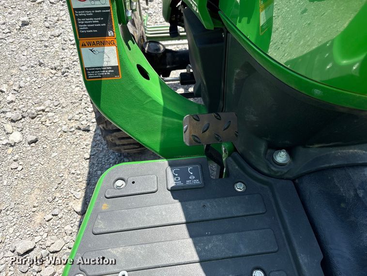 image for item YA3874 2023 John Deere 3025E MFWD tractor