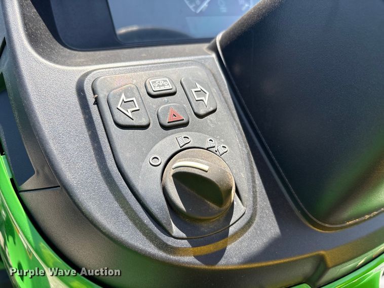 image for item YA3874 2023 John Deere 3025E MFWD tractor