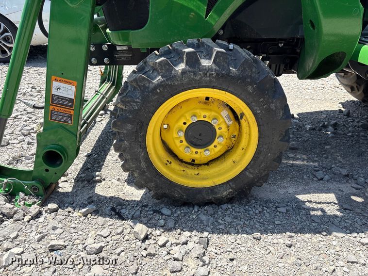 image for item YA3874 2023 John Deere 3025E MFWD tractor