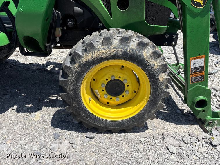 image for item YA3874 2023 John Deere 3025E MFWD tractor