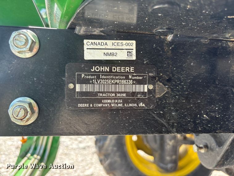 image for item YA3874 2023 John Deere 3025E MFWD tractor