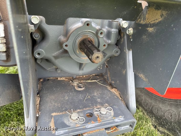 image for item YA3957 2021 Kubota M5-091 MFWD tractor
