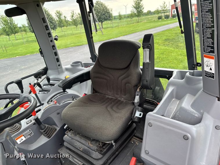 image for item YA3957 2021 Kubota M5-091 MFWD tractor