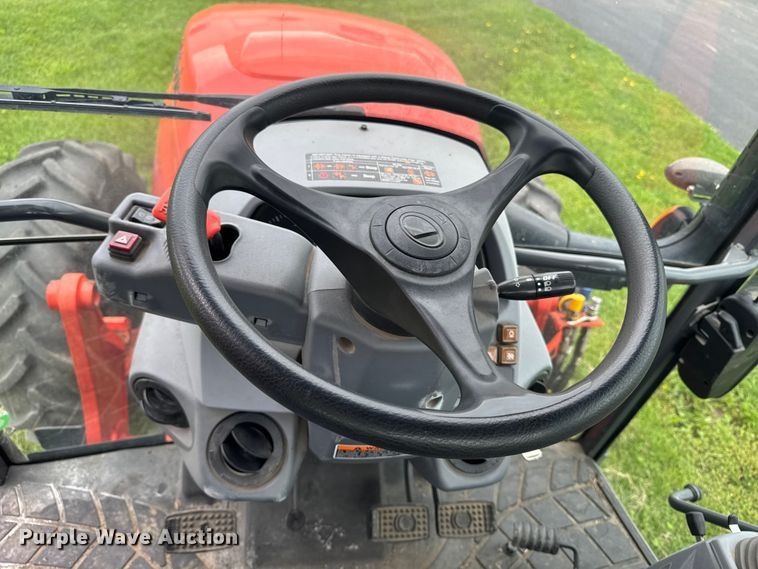 image for item YA3957 2021 Kubota M5-091 MFWD tractor
