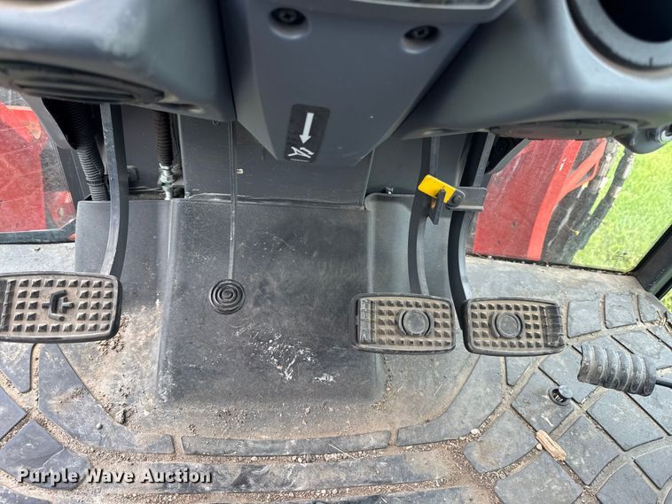 image for item YA3957 2021 Kubota M5-091 MFWD tractor