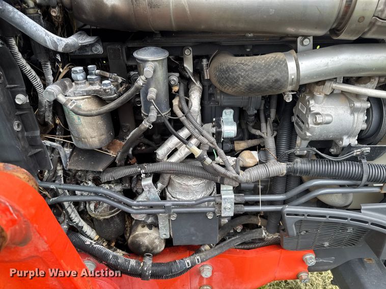 image for item YA3957 2021 Kubota M5-091 MFWD tractor